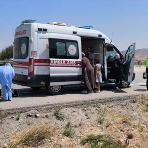 kutahyada arac devrildi 4 kisi yaralandi 9QMDmcvu