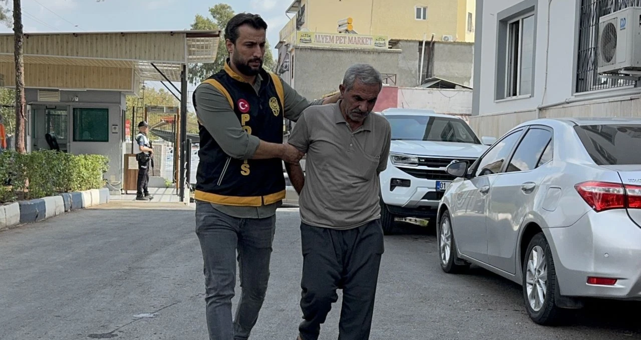 adanada sokakta 3 cocugu doven zanli tutuklandi mI4LKqa1