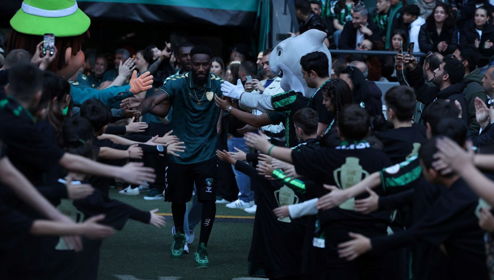 kocaelispor appindangoye ile yollari ayirdi yQzpwAQ7