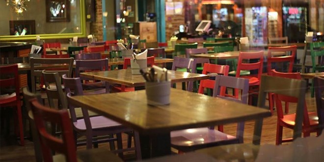 hizmet uretim endeksi agustosta artti FQktJe21.jpg