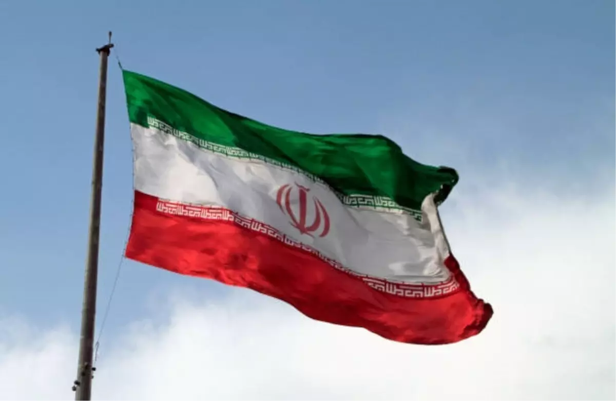 iran meclisi ulusal para biriminden dort sifiri kaldirdi ZkQ1fN3w