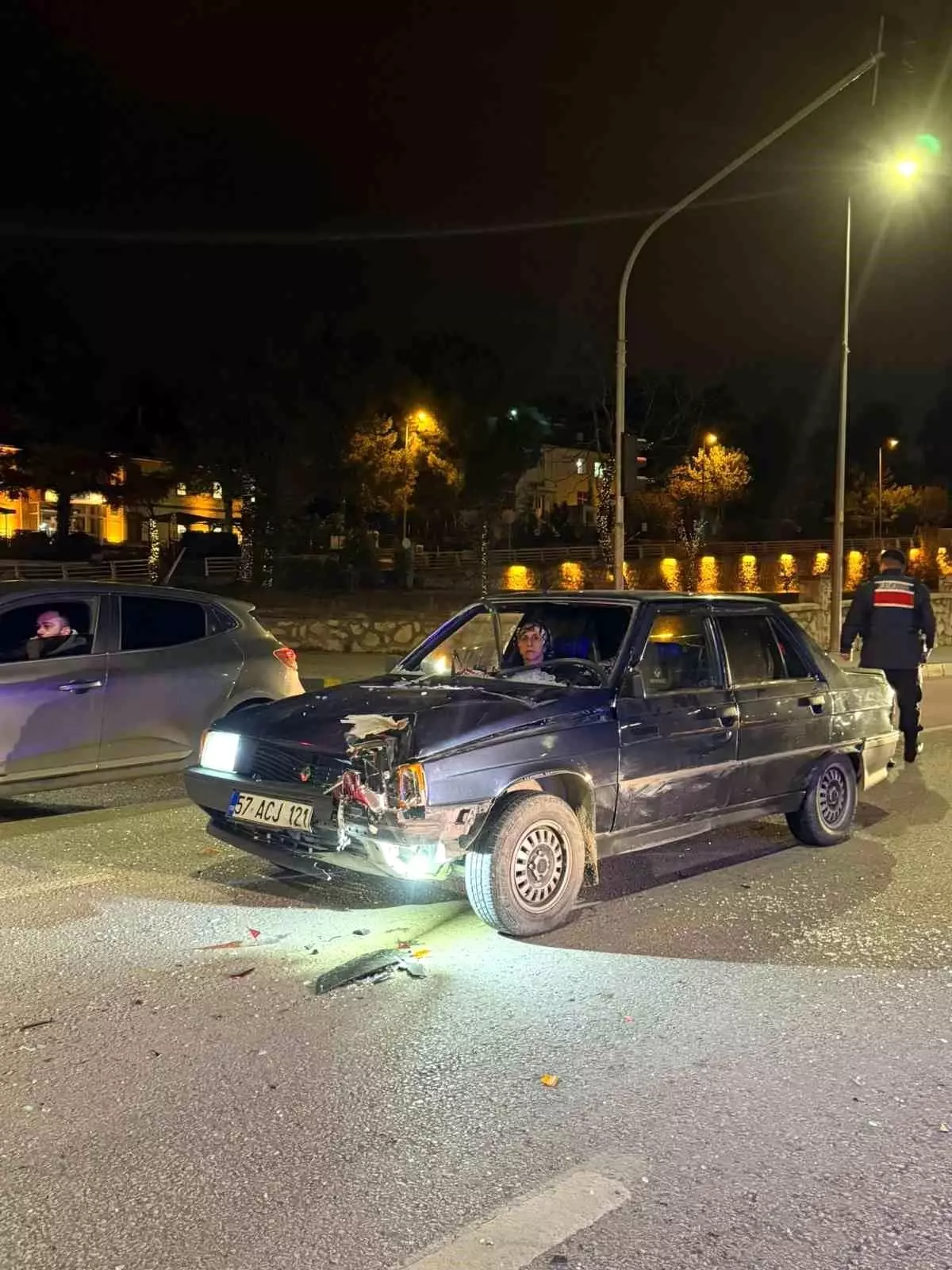 karabukte motosiklet surucusune otomobil carpmasi sonucu yaralanma Ei58yvku