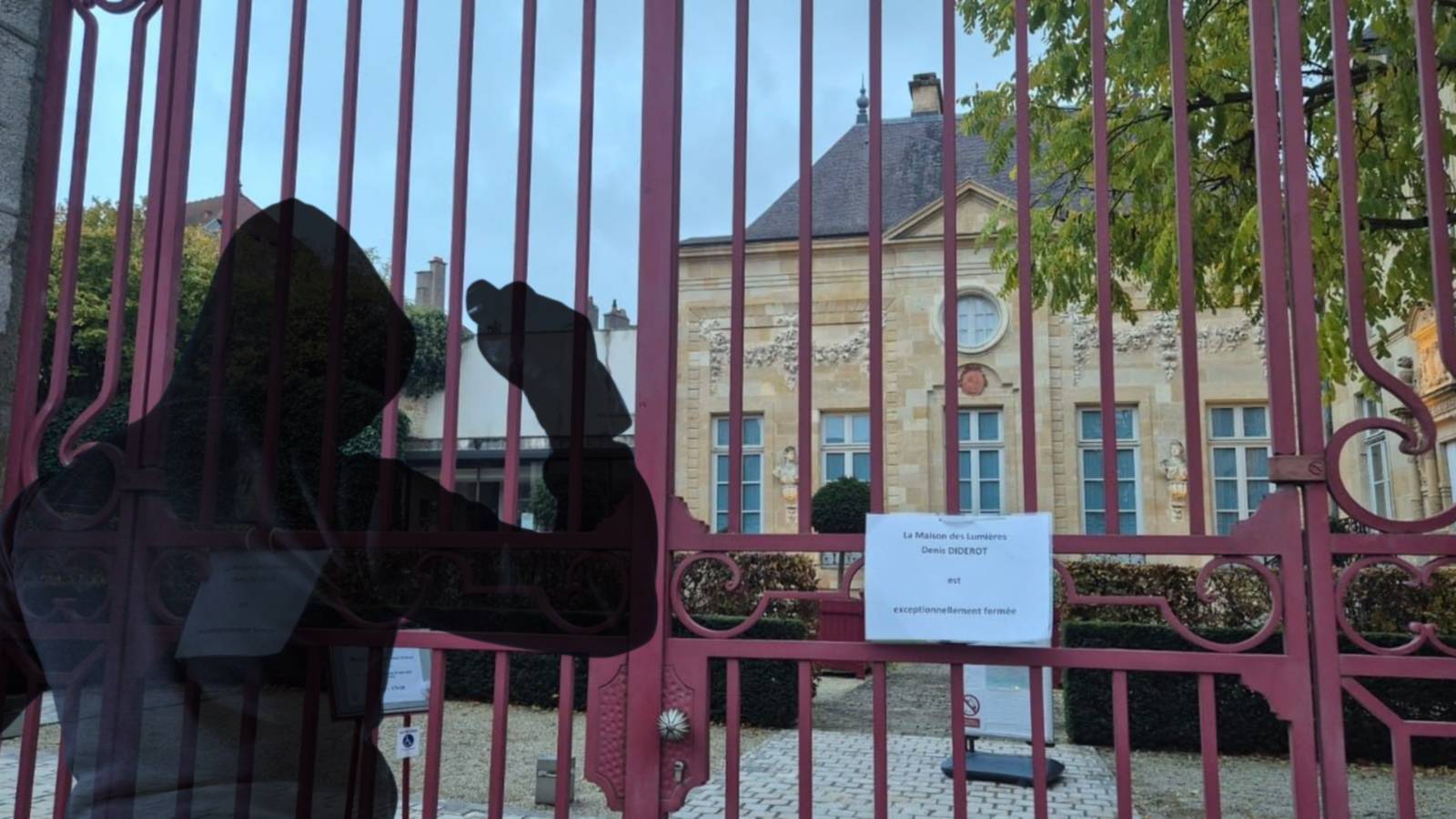 louvreun ardindan fransada bir muze daha soyuldu 38zwMLN1.png