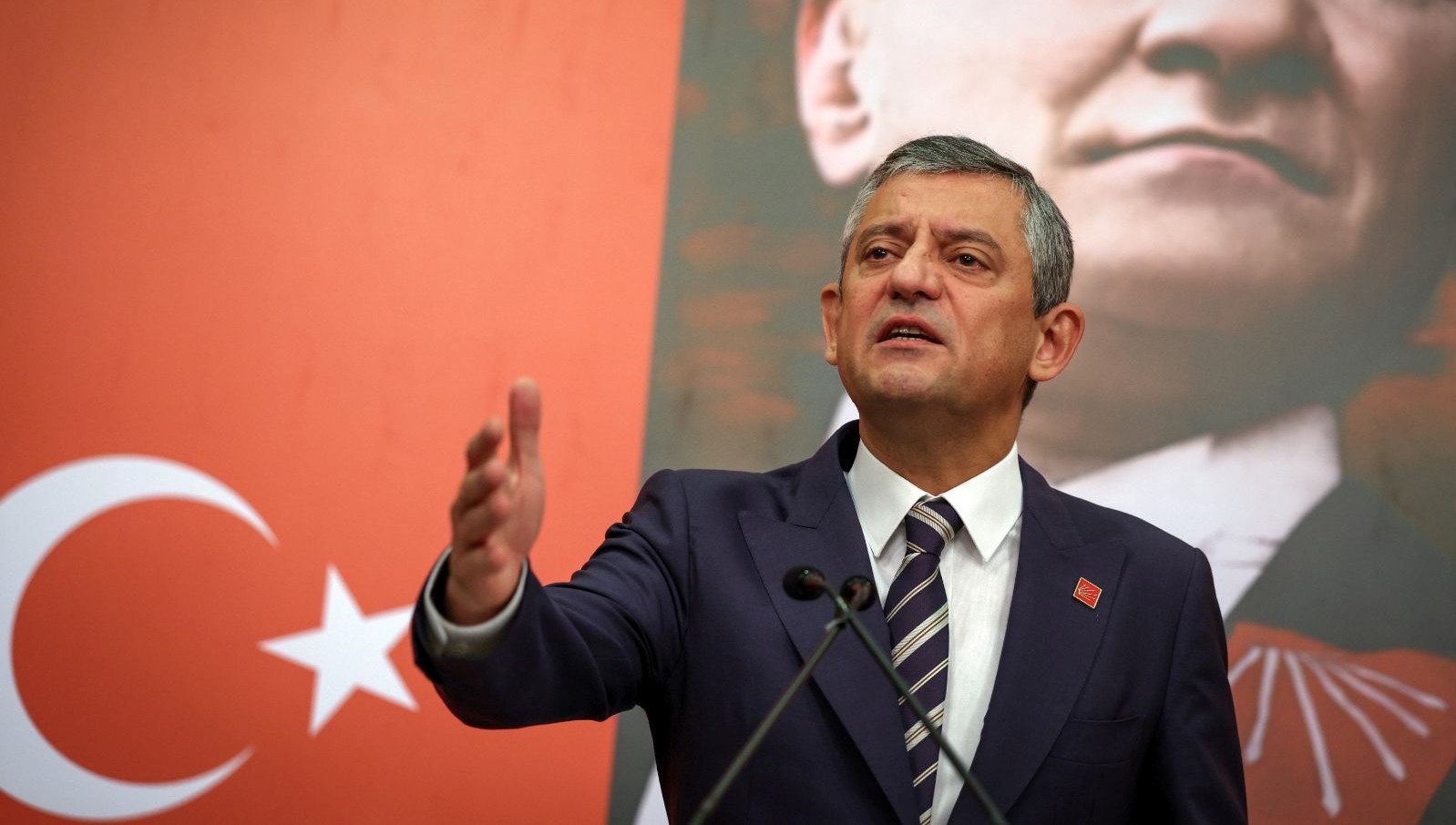 ozgur ozel yanitladi chp mansur yavasi cumhurbaskani adayi gosterir mi XaNmpSHk