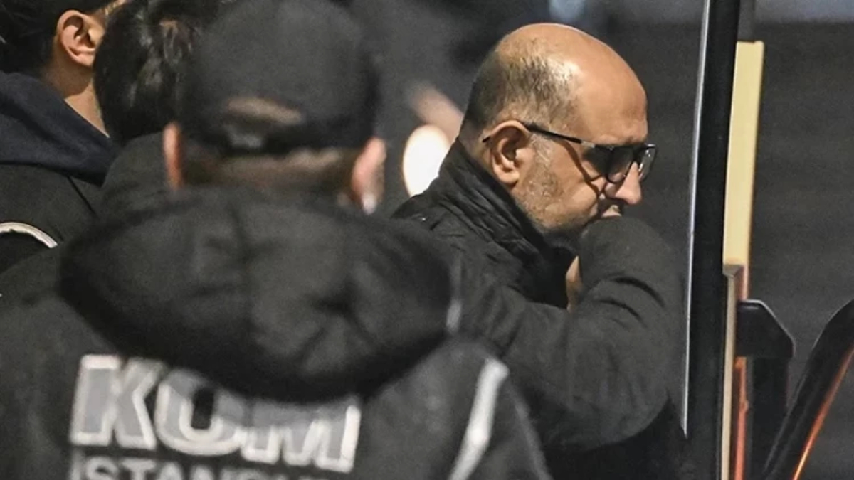 aziz ihsan aktastan ozgur ozele konumum belli 6JxEifKd.jpg