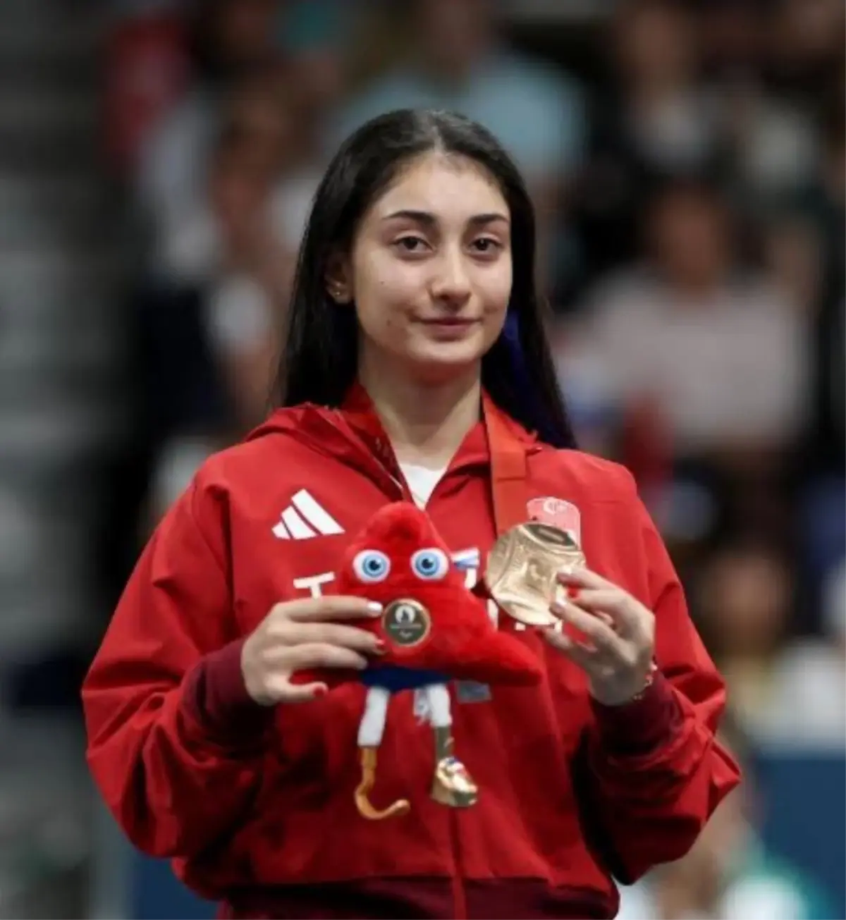 ebru acer virtus dunya masa tenisi sampiyonasinda gumus madalya kazandi tJWJJHPz.jpg