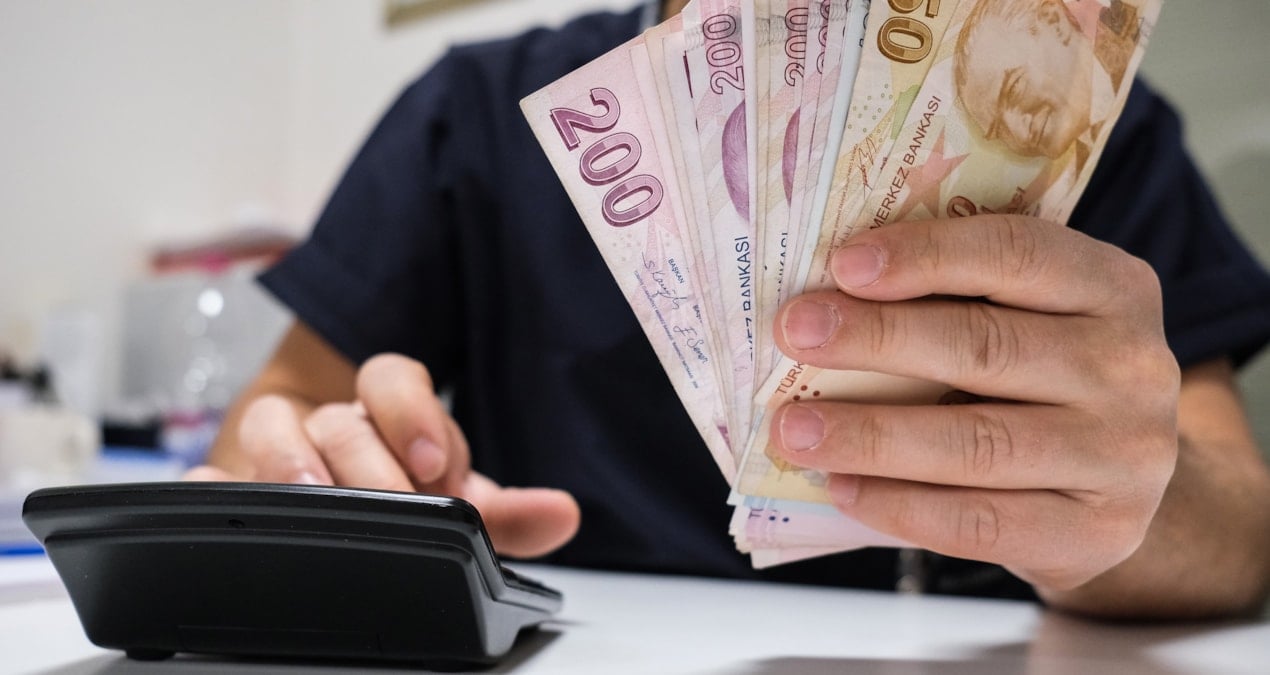 Gözler 14.00’e çevrildi: Asgari ücret için net rakamlar belli oldu