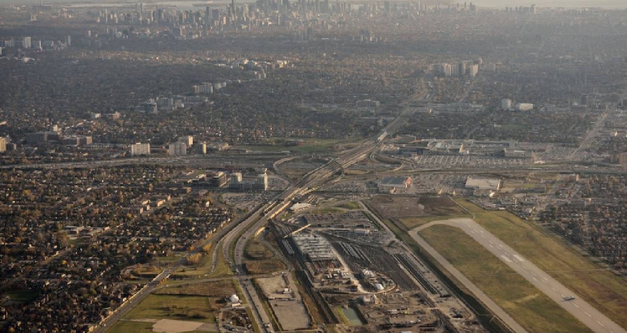 Terk edilmiş havalimanı 30 milyar dolarlık şehre dönüşüyor